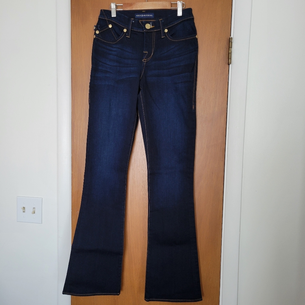 Rock & Republic women's Kendra curvy bootcut jeans size 6 like new dark blue